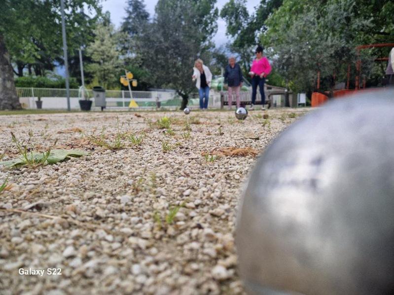 Camping Le Chassezac Sampzon Exterior foto