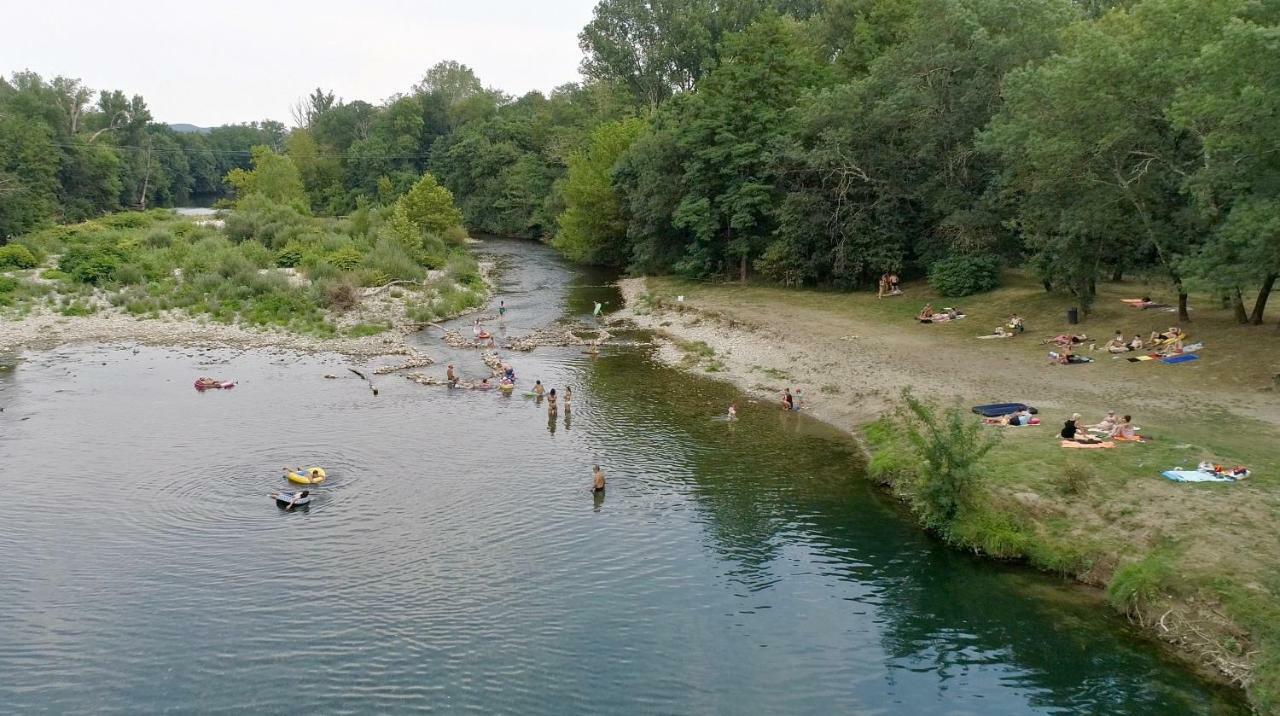 Camping Le Chassezac Sampzon Exterior foto